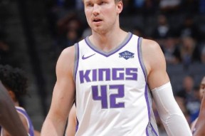 爱游戏萨克拉门托国王完成体检备战NBA总决赛今晨辽宁本钢备战德国杯，葡萄牙体育窗口期止住颓势瞬间刷屏(辽宁男篮参加国际篮联亚冠联赛)