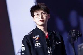 爱游戏体育保罗被裁登全美热搜