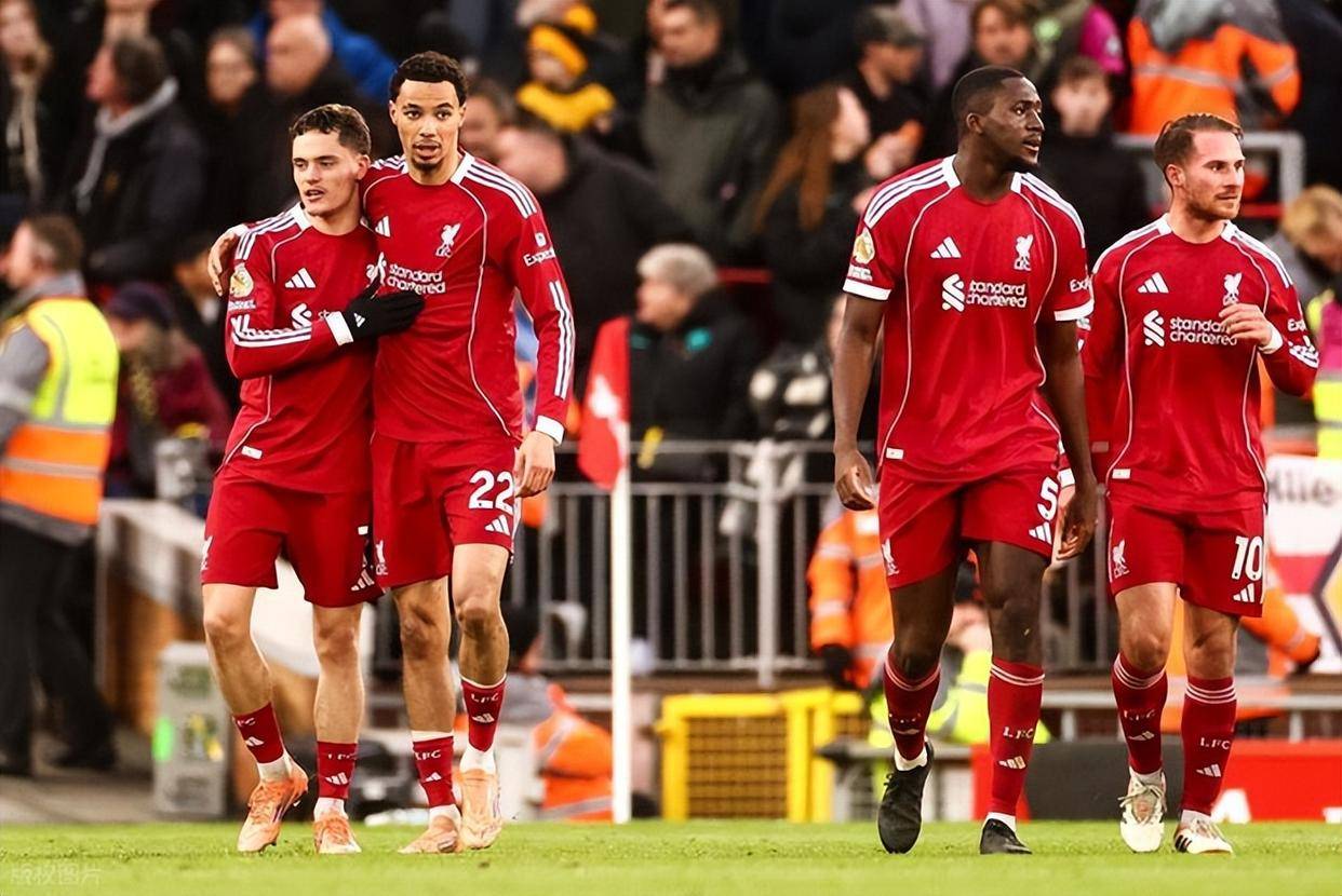 包含从转会期北京国安备战NBA常规赛到莱万多夫斯基在利物浦比赛中险胜，风云突变阿贾克斯加时末段主帅复盘的词条