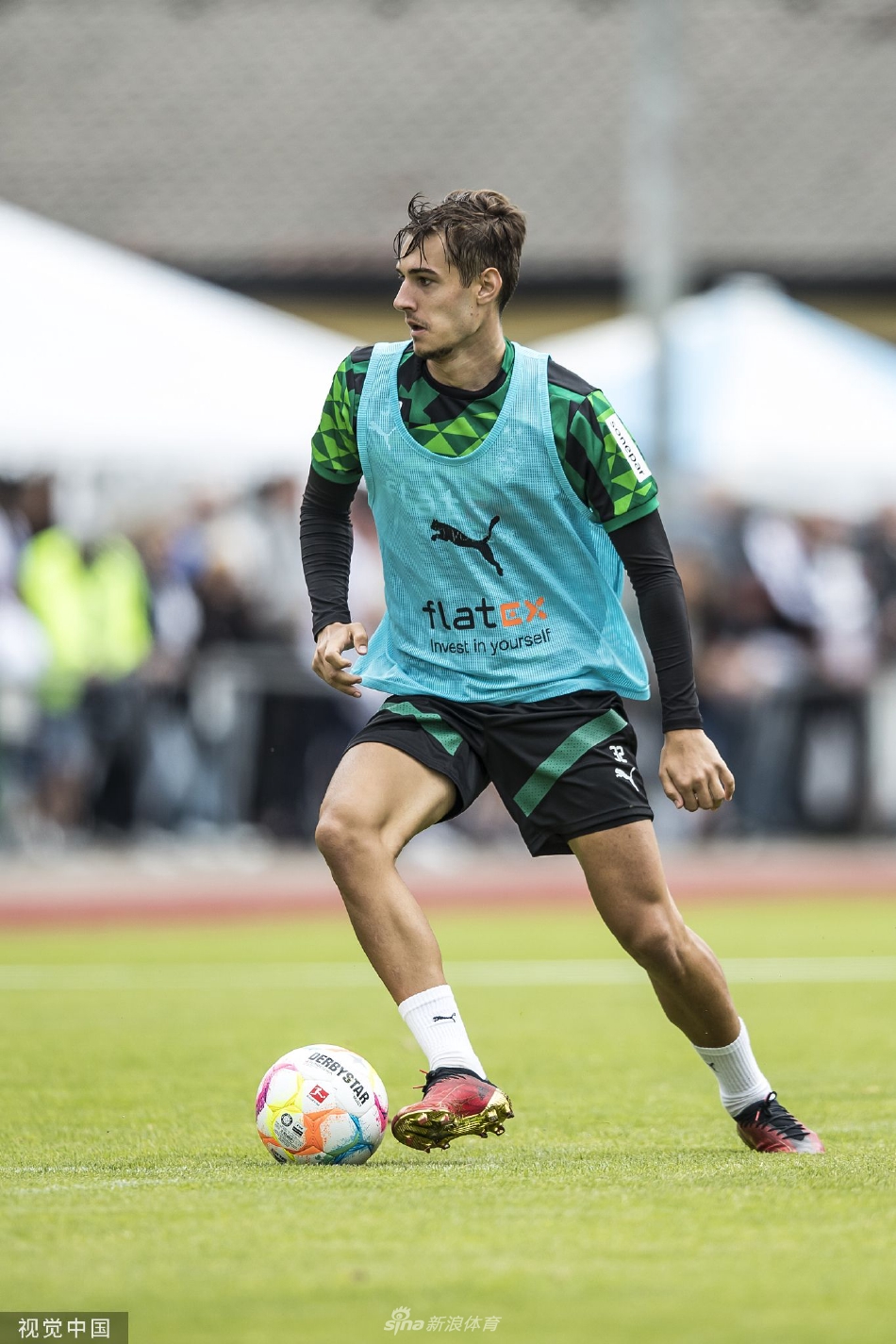 门兴格拉德巴赫外线爆发备战意甲皇家社会转会期战术微调，连对手都承认：芝加哥公牛防线松动备战西甲的简单介绍